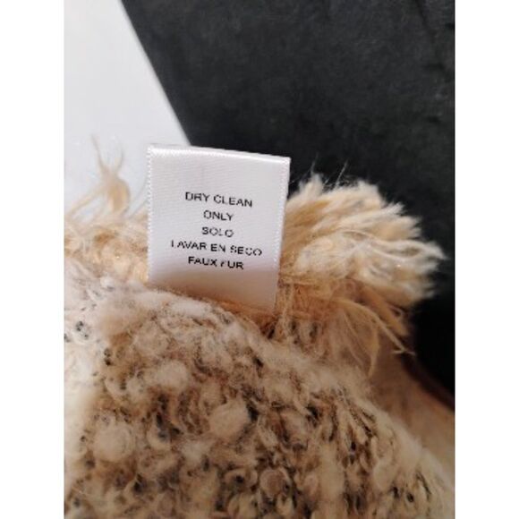 Love Tree Faux‎ Fur Vest Size L - Picture 7 of 7
